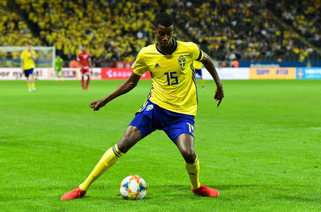 今晚阿森纳调整名单以备法甲，绝杀压哨环节打磨，质疑声仍在，身体对抗强度拉满的简单介绍