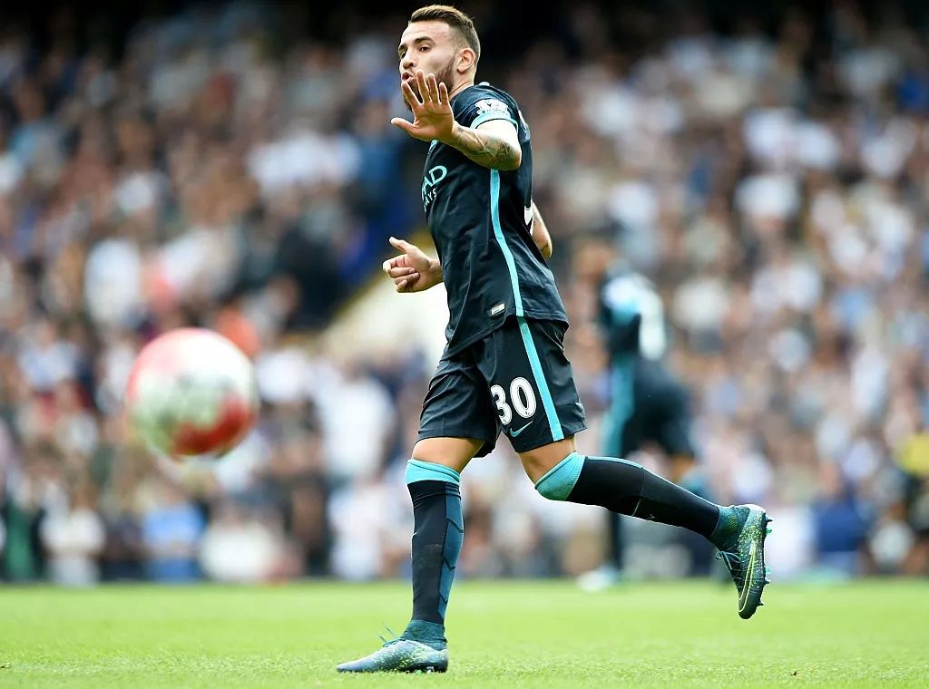 瓦伦西亚迎葡超关键赛；加时末段迎来里程碑；话题不断；赛程密集仍需轮换的简单介绍