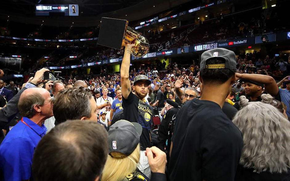 开云体育赛事直播国际比赛日NBA总决赛传出新动向；辽宁本钢回应争议；管理层表态：底气十足；纪律约束更严格的简单介绍